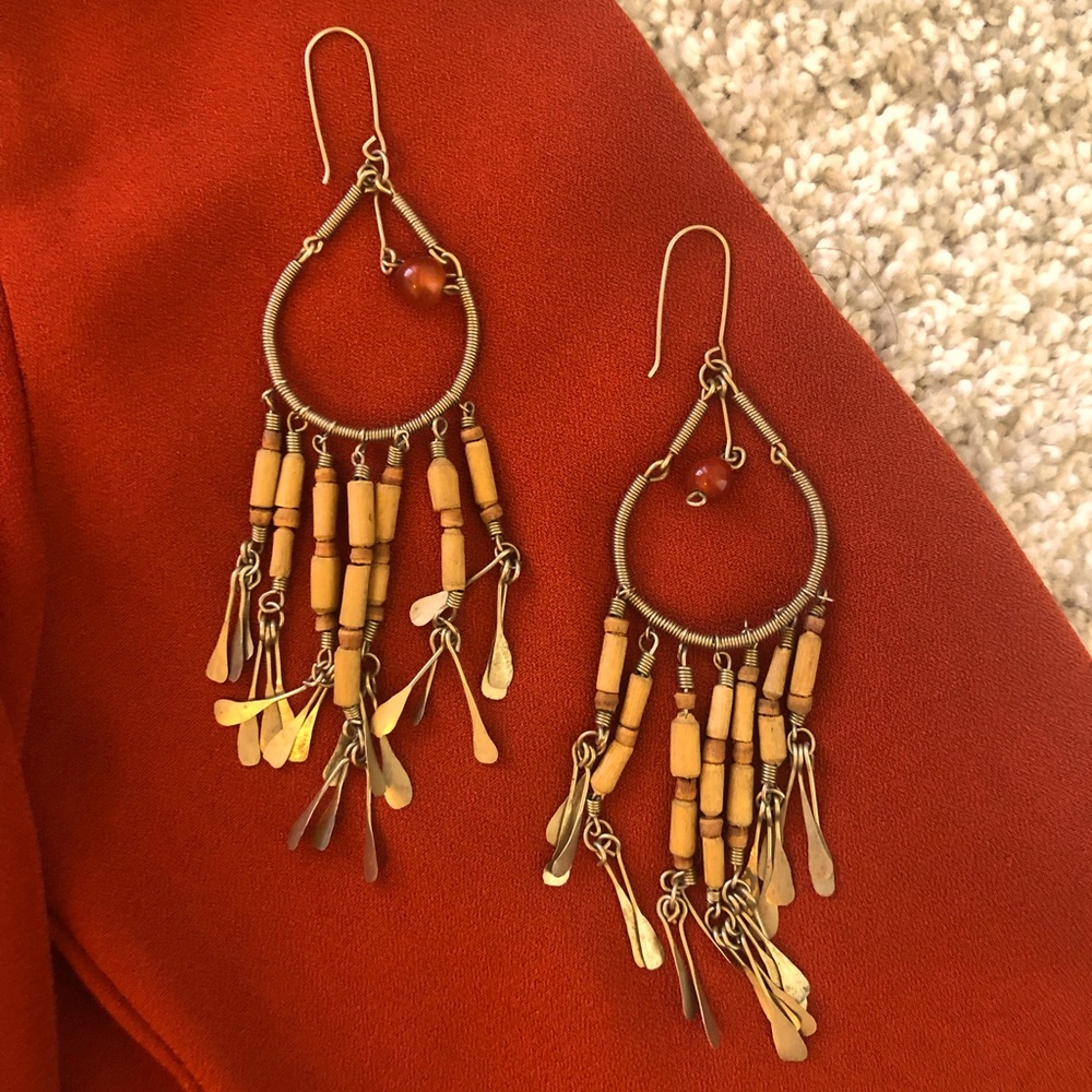 Bohemian flow – light-weight long earrings that dangle